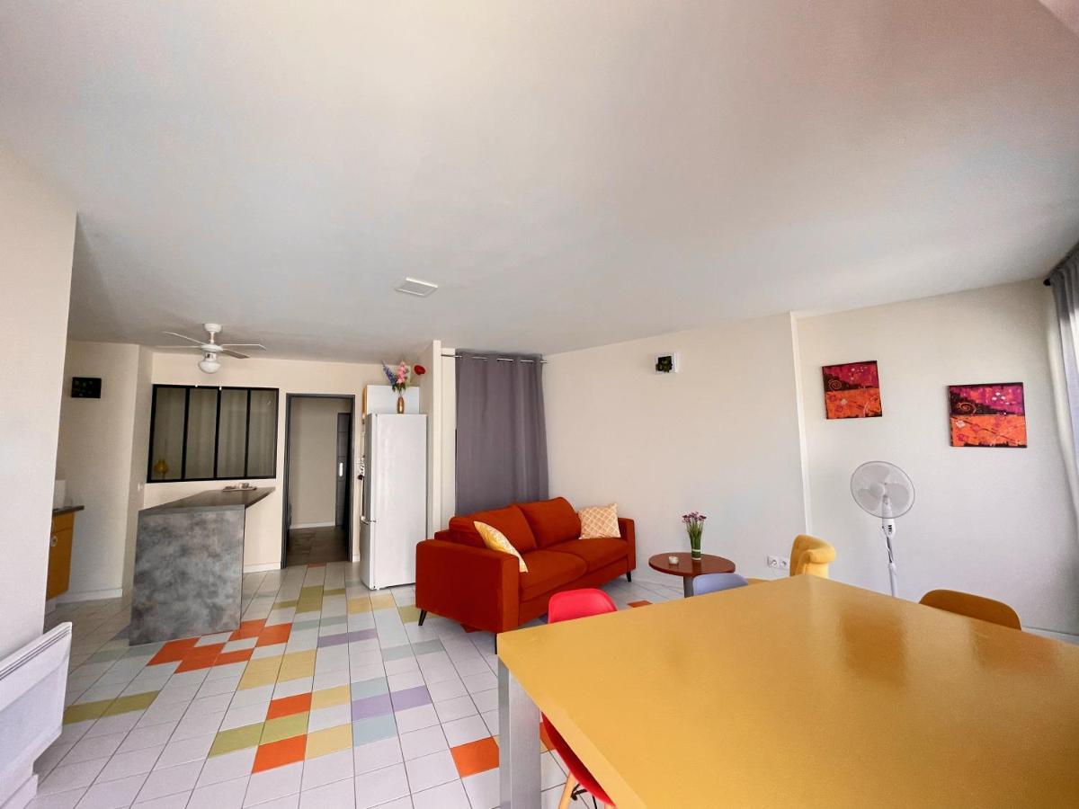 Appart Pop-Art Proche Autoroute, Plages Et Attractions, Wifi - Tv, Deco Stylee, Calme Bessan Exterior photo