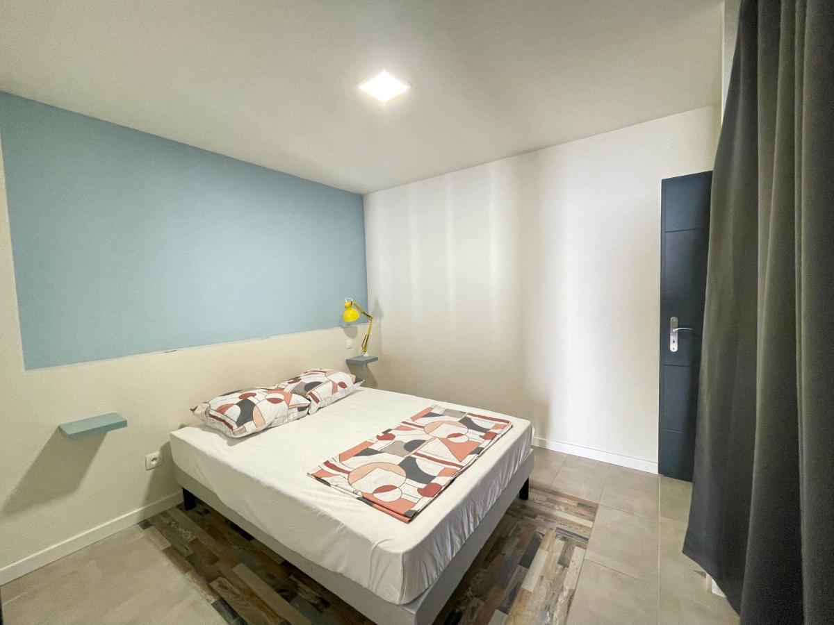 Appart Pop-Art Proche Autoroute, Plages Et Attractions, Wifi - Tv, Deco Stylee, Calme Bessan Exterior photo